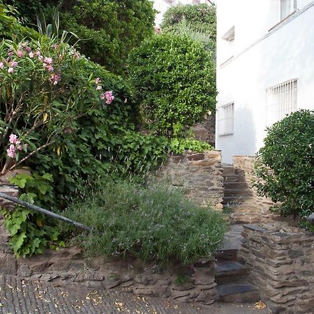 Smart Studio Cadaques Sa Guarda Екстериор снимка